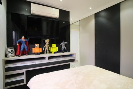 Apartamento à venda com 224m², 3 quartos e 4 vagasSuíte 2