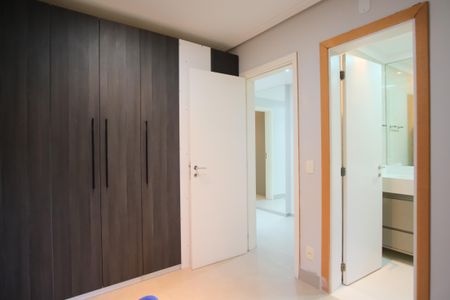 Apartamento à venda com 224m², 3 quartos e 4 vagasSuíte 3