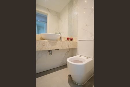 Apartamento à venda com 224m², 3 quartos e 4 vagasLavabo