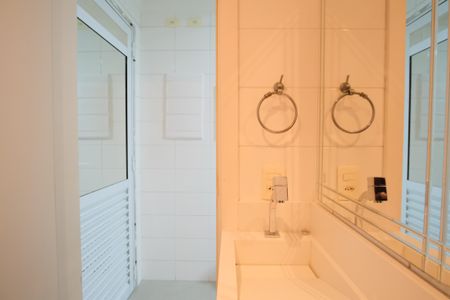 Apartamento à venda com 224m², 3 quartos e 4 vagasBanheiro de serviço