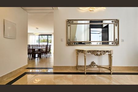 Casa de condomínio para alugar com 460m², 4 quartos e 4 vagasSala