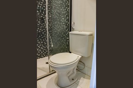 Casa de condomínio para alugar com 110m², 3 quartos e 2 vagasBanheiro/Suite