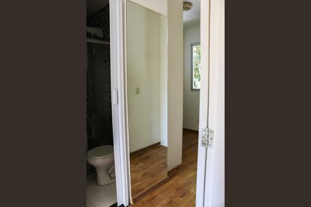Casa de condomínio para alugar com 110m², 3 quartos e 2 vagasCloset /Suite