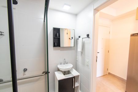 Studio para alugar com 24m², 1 quarto e sem vaga Studio para alugar com 24m², 1 quarto e sem vagaBanheiro