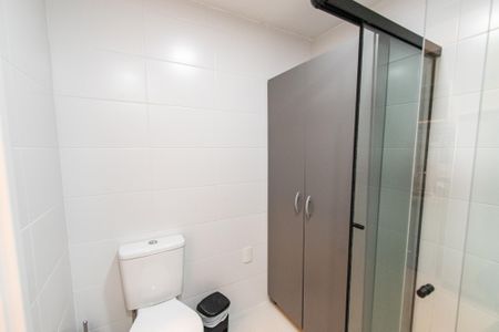 Studio para alugar com 24m², 1 quarto e sem vaga Studio para alugar com 24m², 1 quarto e sem vagaBanheiro