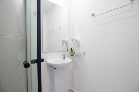 Apartamento para alugar com 20m², 1 quarto e sem vaga Apartamento para alugar com 20m², 1 quarto e sem vagaBanheiro