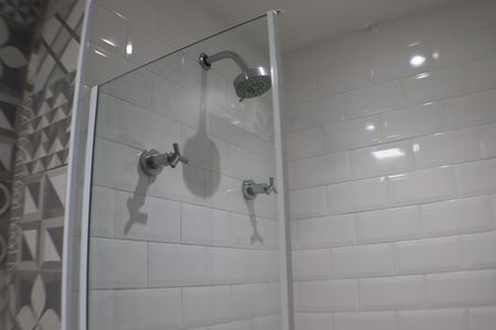 Apartamento para alugar com 62m², 2 quartos e 1 vaga Apartamento para alugar com 62m², 2 quartos e 1 vagaBanheiro
