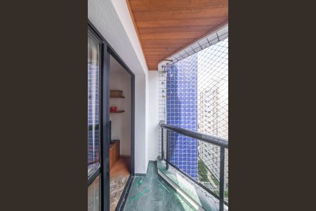 Apartamento à venda com 70m², 3 quartos e 1 vagaVaranda