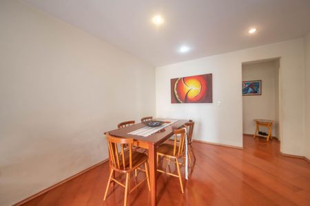 Apartamento à venda com 70m², 3 quartos e 1 vagaSala