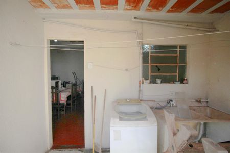 Casa à venda com 300m², 3 quartos e 4 vagas Casa à venda com 300m², 3 quartos e 4 vagasÁrea de Serviço