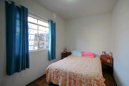 Casa à venda com 300m², 3 quartos e 4 vagas Casa à venda com 300m², 3 quartos e 4 vagasQuarto 1