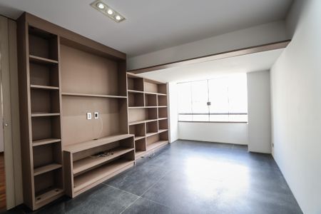 Sala de apartamento à venda com 3 quartos, 99m² em Cerqueira César, São Paulo
