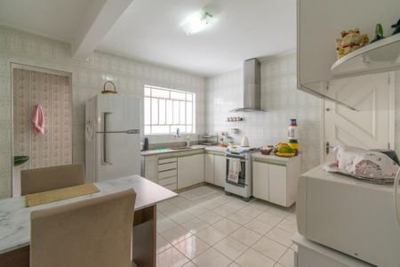 Casa à venda com 126m², 2 quartos e 1 vaga Casa à venda com 126m², 2 quartos e 1 vagaCozinha