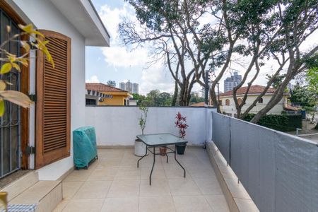 Casa à venda com 126m², 2 quartos e 1 vaga Casa à venda com 126m², 2 quartos e 1 vagaVaranda do Quarto 1