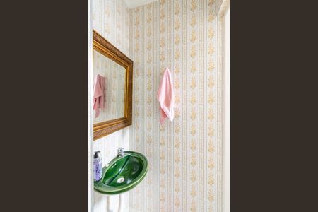 Casa à venda com 126m², 2 quartos e 1 vaga Casa à venda com 126m², 2 quartos e 1 vagaBanheiro 2