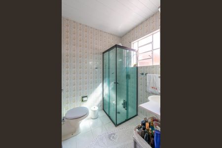 Casa à venda com 126m², 2 quartos e 1 vaga Casa à venda com 126m², 2 quartos e 1 vagaBanheiro