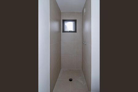 Banheiro de kitnet/studio à venda com 1 quarto, 24m² em Ipiranga, São Paulo