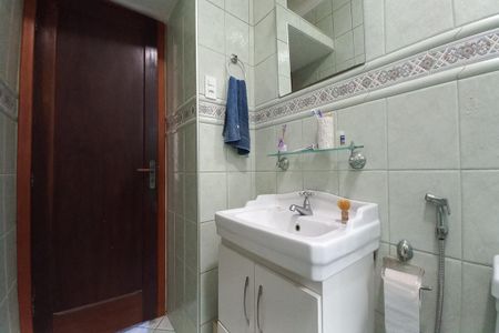 Casa à venda com 144m², 3 quartos e 3 vagasBanheiro da Suíte