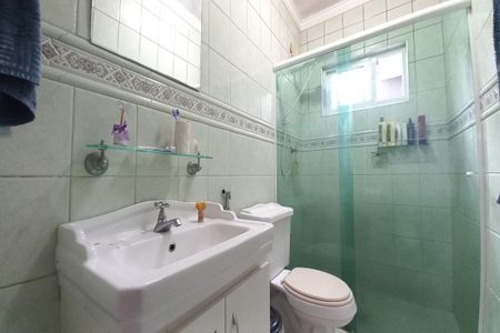 Casa à venda com 144m², 3 quartos e 3 vagasBanheiro da Suíte