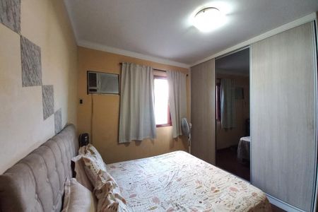 Casa à venda com 144m², 3 quartos e 3 vagasQuarto 3 - Suíte