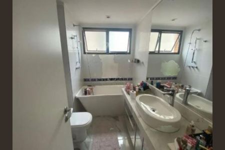 Apartamento à venda com 184m², 3 quartos e 4 vagas