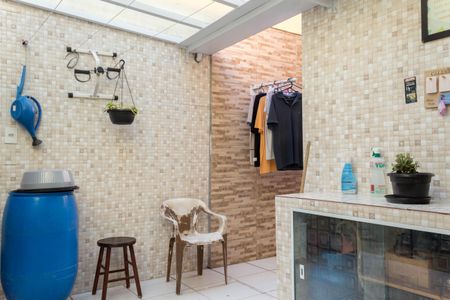 Casa à venda com 127m², 2 quartos e 2 vagas Casa à venda com 127m², 2 quartos e 2 vagasÁrea de Serviço