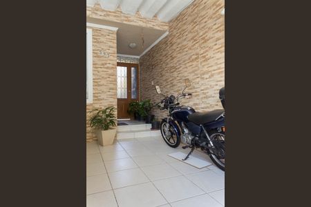 Casa à venda com 127m², 2 quartos e 2 vagas Casa à venda com 127m², 2 quartos e 2 vagasGaragem