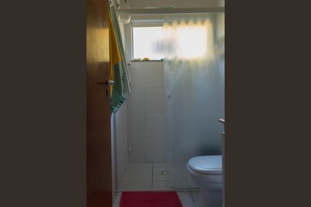 Casa à venda com 127m², 2 quartos e 2 vagas Casa à venda com 127m², 2 quartos e 2 vagasBanheiro