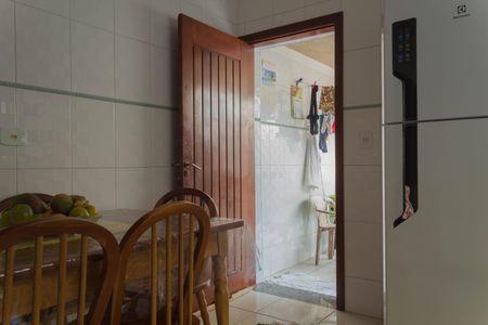 Casa à venda com 127m², 2 quartos e 2 vagas Casa à venda com 127m², 2 quartos e 2 vagasCozinha