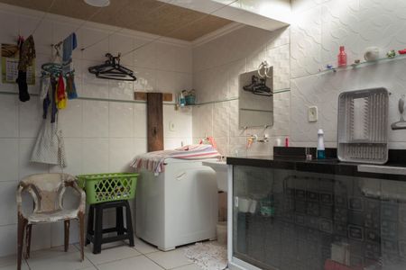 Casa à venda com 127m², 2 quartos e 2 vagas Casa à venda com 127m², 2 quartos e 2 vagasÁrea de Serviço