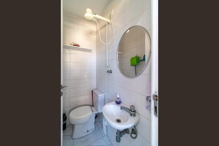 Apartamento à venda com 121m², 4 quartos e 3 vagasBanheiro de serviço