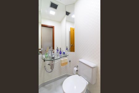 Apartamento à venda com 121m², 4 quartos e 3 vagasLavabo