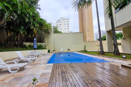 Apartamento à venda com 180m², 3 quartos e 2 vagasÁrea comum - Piscina
