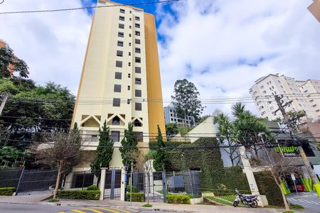 Apartamento à venda com 180m², 3 quartos e 2 vagasFachada