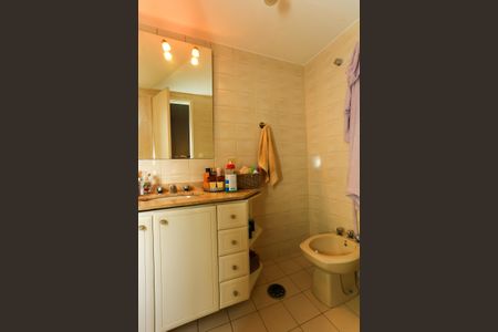 Apartamento à venda com 180m², 3 quartos e 2 vagasBanheiro da Suíte 3