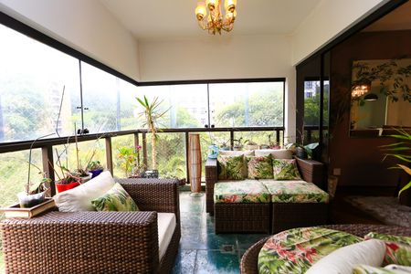 Apartamento à venda com 180m², 3 quartos e 2 vagasVaranda da Sala