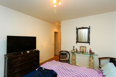 Apartamento à venda com 180m², 3 quartos e 2 vagasSuíte 3