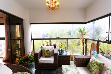 Apartamento à venda com 180m², 3 quartos e 2 vagasVaranda da Sala