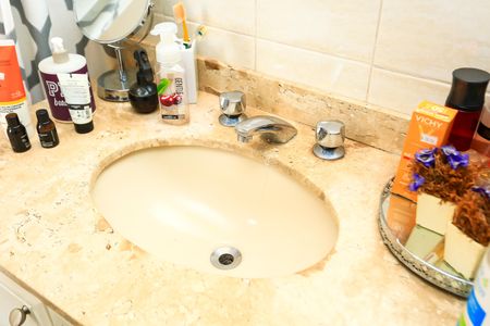 Apartamento à venda com 180m², 3 quartos e 2 vagasBanheiro da Suíte 3