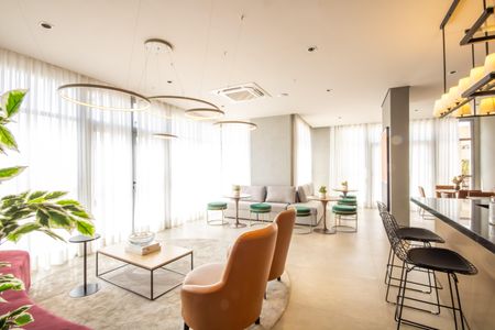 Apartamento à venda com 38m², 1 quarto e 1 vaga Apartamento à venda com 38m², 1 quarto e 1 vagaÁrea comum - Salão de festas