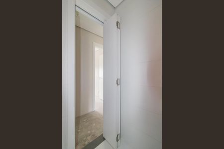 Casa à venda com 106m², 3 quartos e 2 vagasBanheiro Social