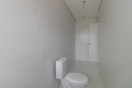 Casa à venda com 106m², 3 quartos e 2 vagasBanheiro da Suíte