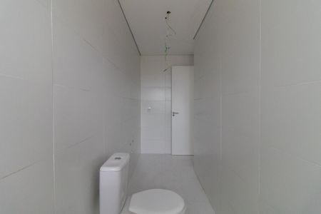 Casa à venda com 106m², 3 quartos e 2 vagasBanheiro da Suíte