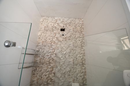Banheiro de kitnet/studio para alugar com 1 quarto, 40m² em Centro, Campinas