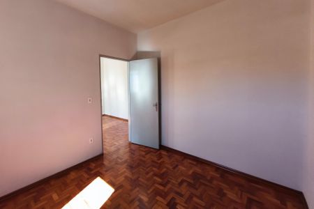 Casa à venda com 150m², 3 quartos e 2 vagas Casa à venda com 150m², 3 quartos e 2 vagasQuarto 1