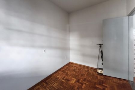 Casa à venda com 150m², 3 quartos e 2 vagas Casa à venda com 150m², 3 quartos e 2 vagasQuarto 3