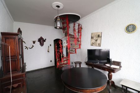 Casa para alugar com 600m², 4 quartos e 1 vagaSala 2