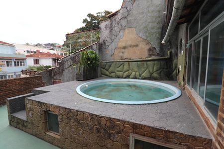 Casa para alugar com 600m², 4 quartos e 1 vagaÁrea comum - Hidromassagem