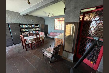 Casa à venda com 600m², 4 quartos e 1 vagaTerraço