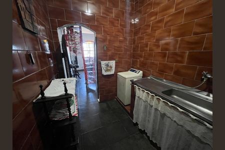 Casa à venda com 600m², 4 quartos e 1 vagaArea de serviço 1